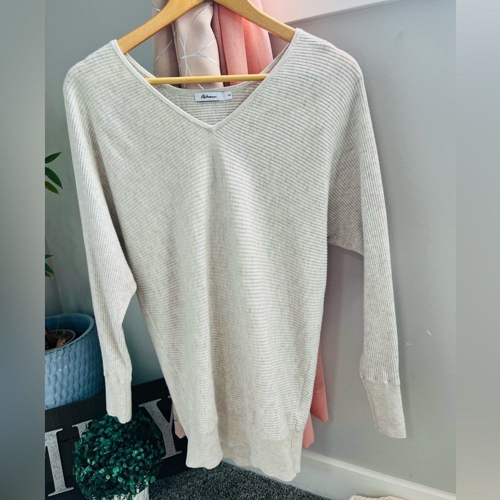 REITMANS LONG SLEEVE RIBBED SWEATER